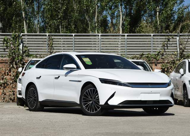 
11月份国产轿车销量排行 名爵5迅速崛起 吉祥星瑞首战告捷-三亿体育官网(图4)