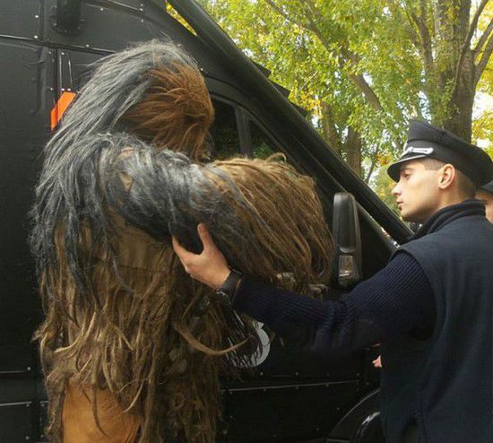 ‘三亿体育手机版’在唐伯虎的诗中 有一种出世的感觉和入世的感觉 你知道哪一个吗?(图4) 三亿体育