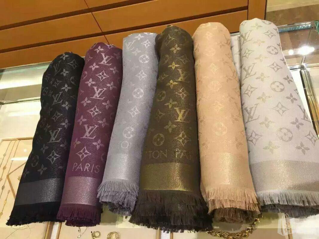 【三亿体育】姑娘陪你过情人节咯~~(图1) 三亿体育手机版