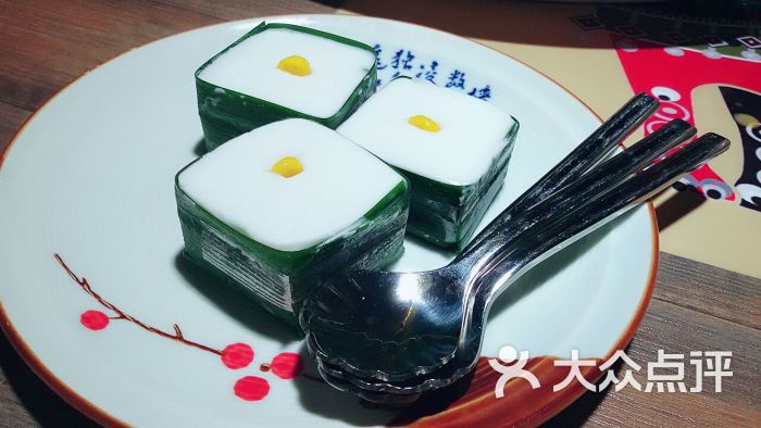 ‘三亿体育’孙怡和李沁是双胞胎吗 孙怡李沁对比照这长的也太像了(图3) 三亿体育