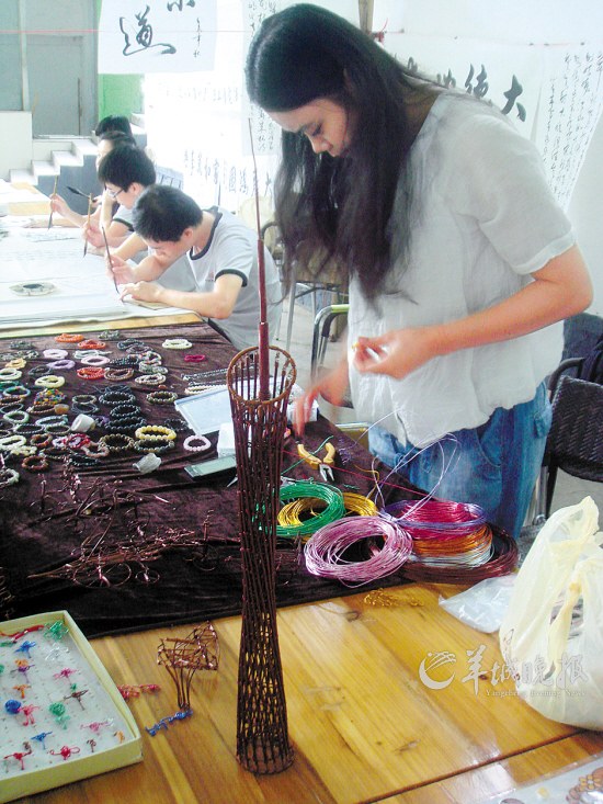 如果买车追求个性定制 那不妨看看大通D90‘三亿体育手机版’(图2) 三亿体育